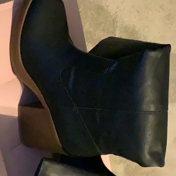 Sun + Stone Shoes - Black Block heel boots